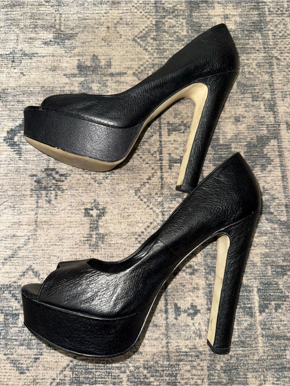 Zigi Soho Black Peep-Toe Platform Pumps